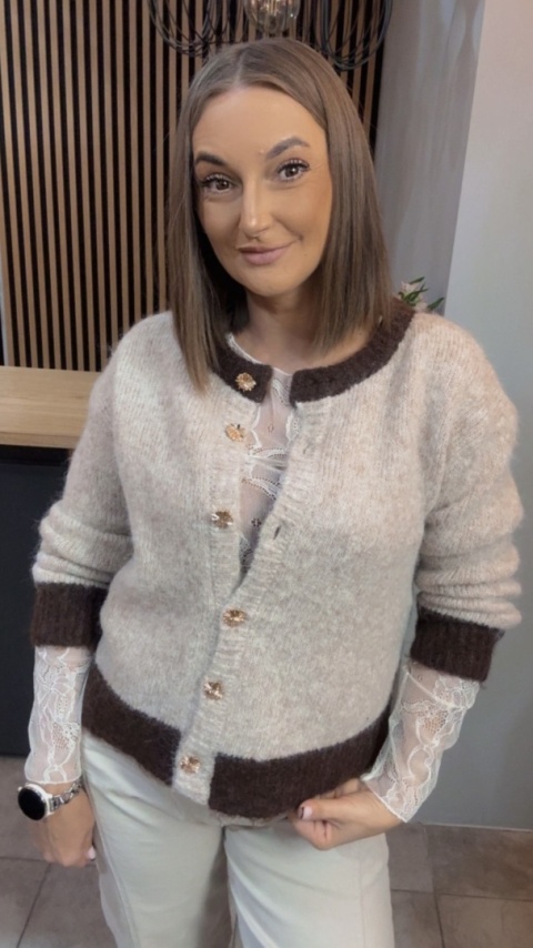 Sweter VICBEE z kontrastowymi wykończeniami