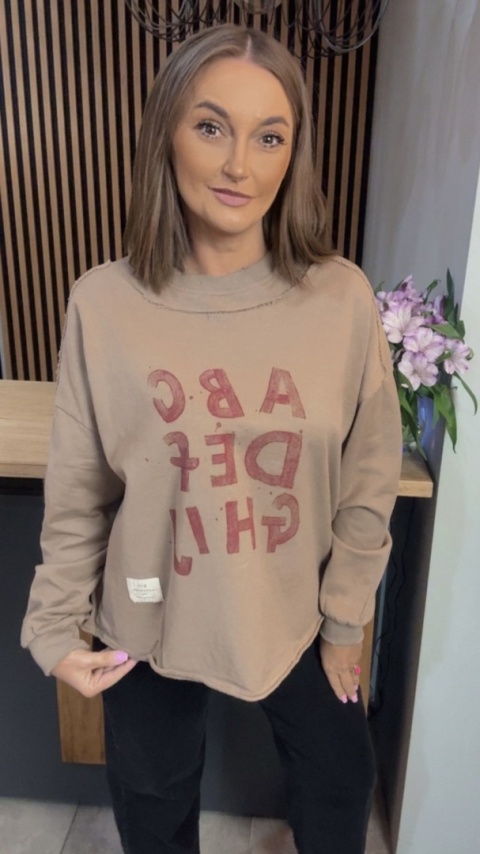 Bluza Oversize „Art Letters” - Ciepły Beż