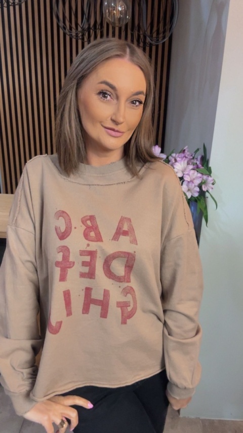 Bluza Oversize „Art Letters” - Ciepły Beż