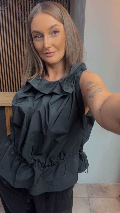 Bluzka Wendy Trendy – model z efektem „crinkle”