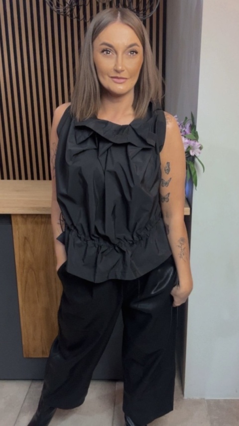 Bluzka Wendy Trendy – model z efektem „crinkle”