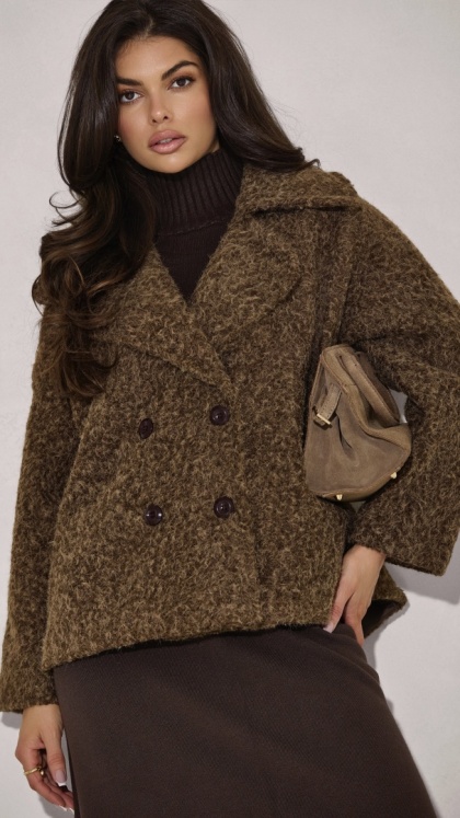 KRÓTKI PŁASZCZ Z DWURZĘDOWYM ZAPIĘCIEM Z TKANINY BOUCLÉ