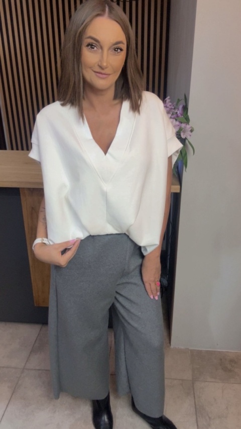 Kamizelka / Bluza z Dekoltem w Serek – Model Oversize