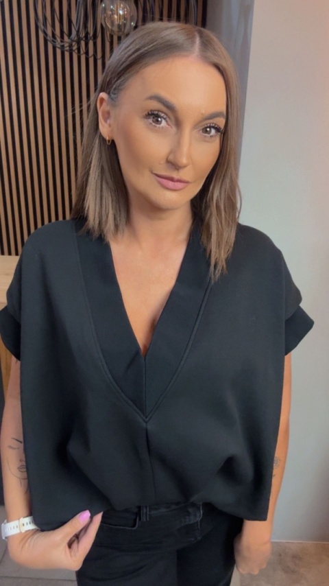 Kamizelka / Bluza z Dekoltem w Serek – Model Oversize