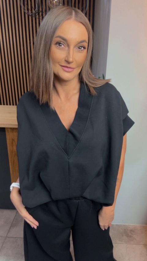 Kamizelka / Bluza z Dekoltem w Serek – Model Oversize