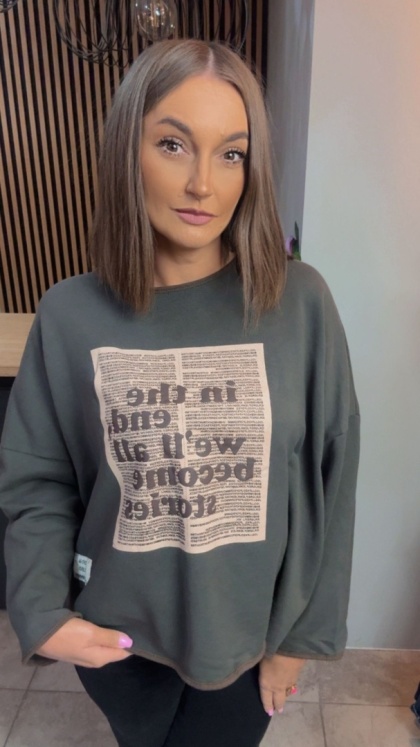 Bluza oversize z nadrukiem „In the end we’ll all become stories”