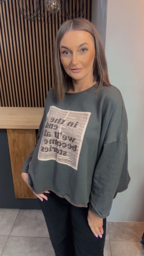 Bluza oversize z nadrukiem „In the end we’ll all become stories”