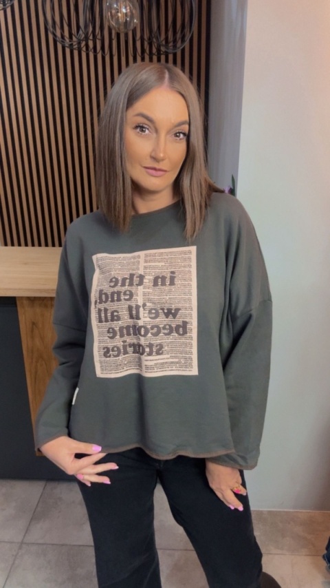 Bluza oversize z nadrukiem „In the end we’ll all become stories”