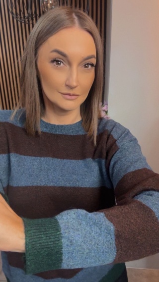 Sweter w szerokie pasy - BLUOLTRE®