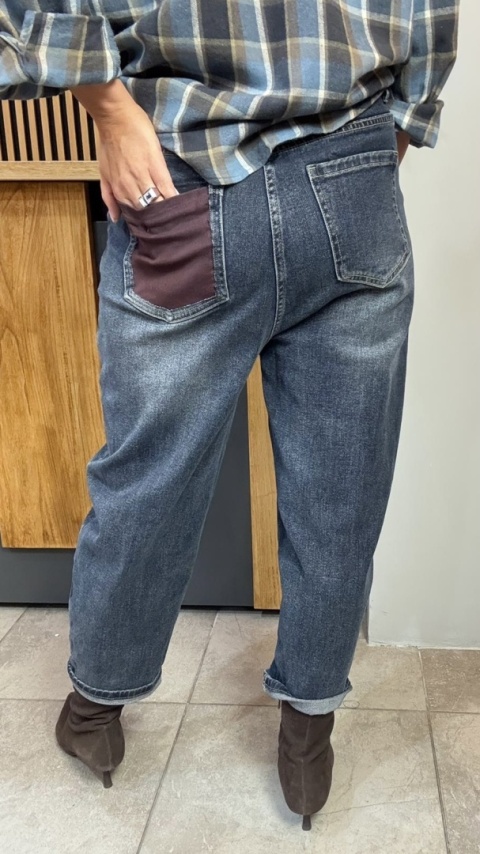 Jeansy premium Simple Plain z kontrastową kieszonką