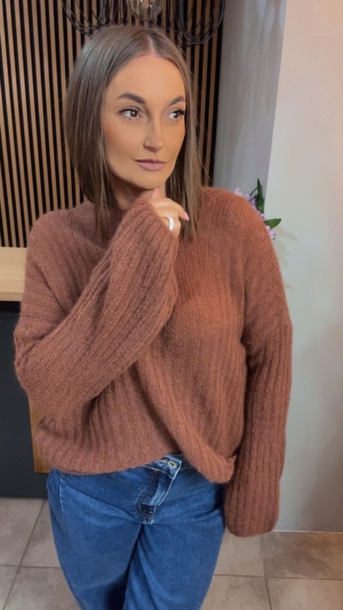 Sweter dzwonek MISS LUCKY – Karmel