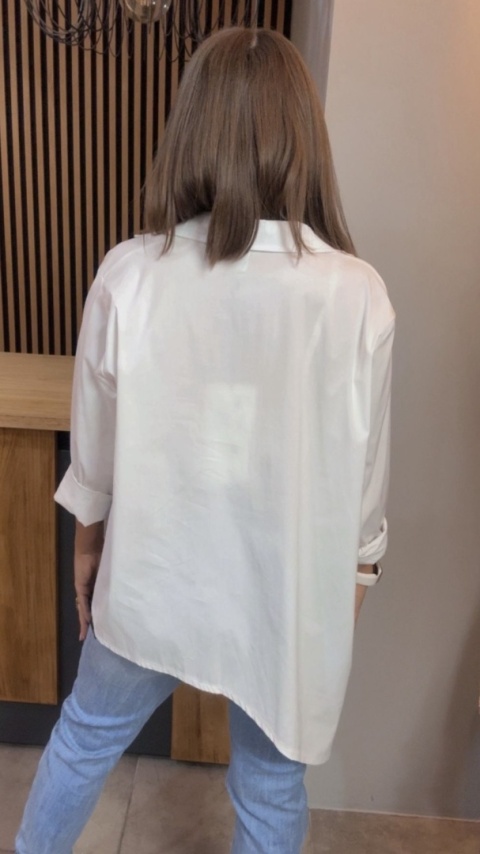 Asymetryczna koszula oversize Dolce Vita - Biała