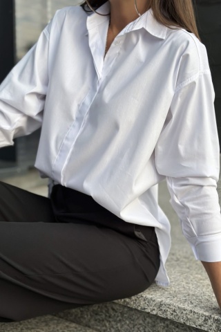 Elegancka koszula oversize Madame Sue - Biała