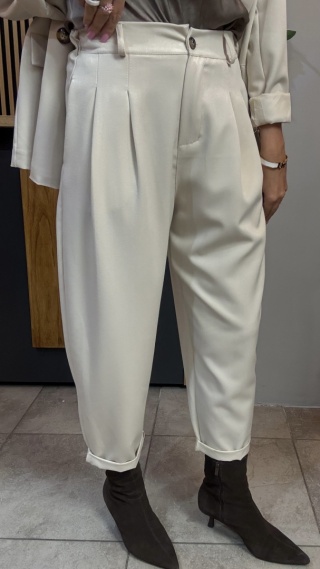 Spodnie z zakładkami - Beżowe