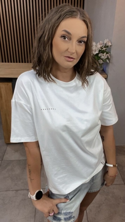 T-shirt Klasyczny Basic Lenoshka Ecru T-shirt Klasyczny Basic Lenoshka Ecru