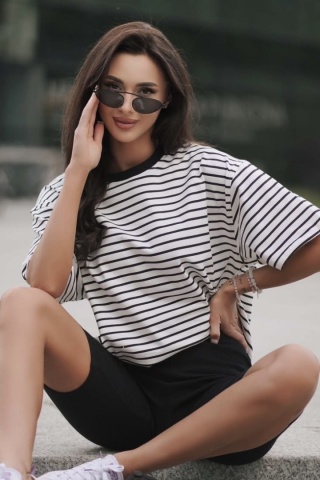 T-shirt w paski czarne Lenoshka