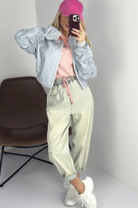 Jeansy damskie MU-YAN - jasny denim z gumą w pasie