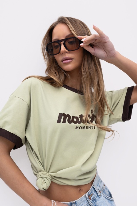T-SHIRT MATCHA MOMENTS - ZIELONY