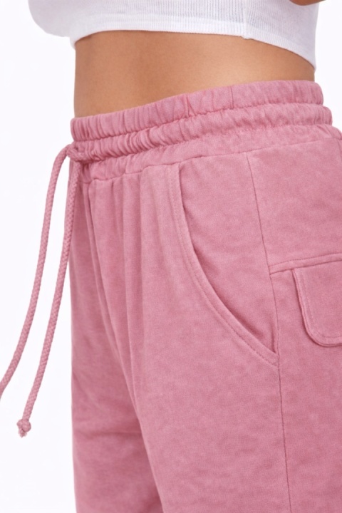 Spodnie dresowe damskie bawełniane Wiya z patką - Paris Pink