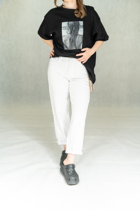 Białe jeansy damskie AD'ORO - Klasyczny MOM FIT (High Waist)