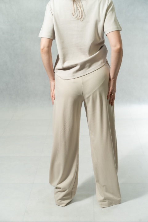 Spodnie dresowe WIYA - Beige