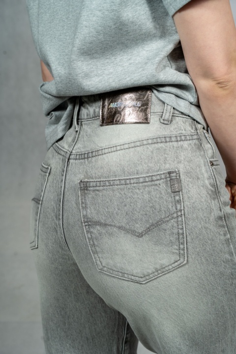 Szare jeansy damskie AD'ORO - Klasyczny MOM FIT (High Waist)