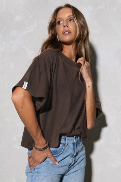 T-shirt Basic Lenoshka Brooklyn / pudełkowy - Czekoladowy