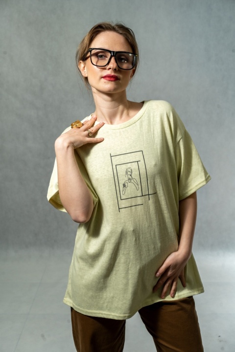 T-shirt damski oversize „Line Frame” - Matcha