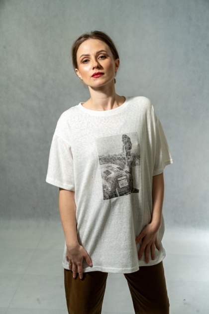T-shirt damski oversize „Vintage Drive" - Biały