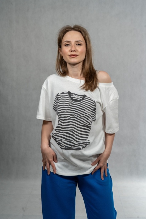 Bluzka damska oversize "Soft Mood" - Biała