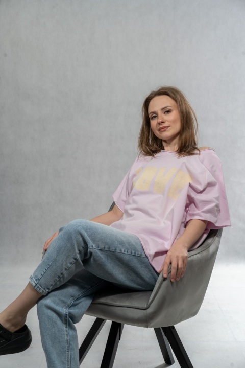 Bluzka oversize „LOVE" - jasny róż