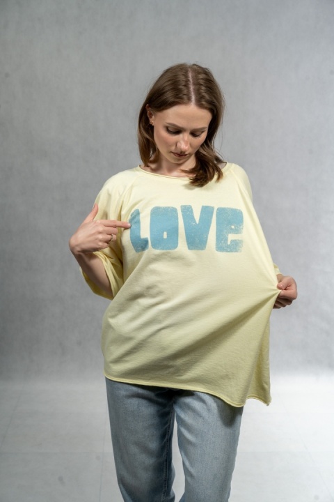 Bluzka oversize „LOVE" - żółta