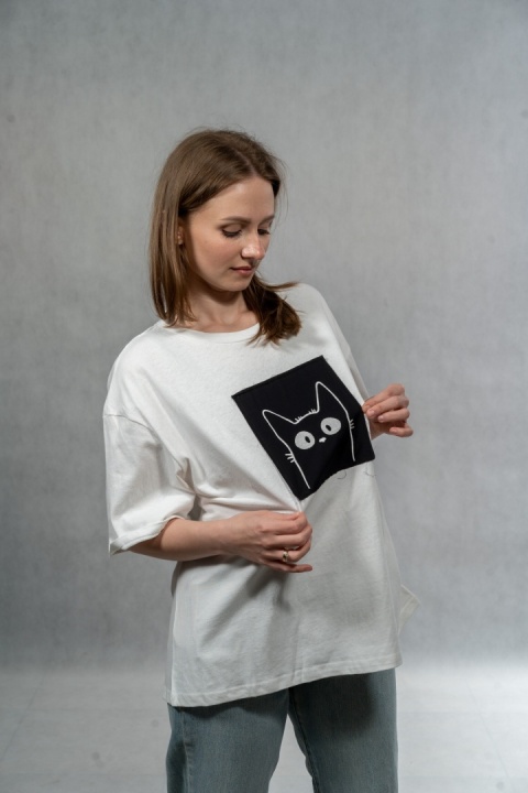 T-shirt Casual Kitty Patch Tee - Biały