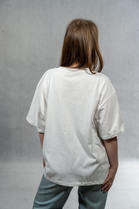 T-shirt Casual Kitty Patch Tee - Biały