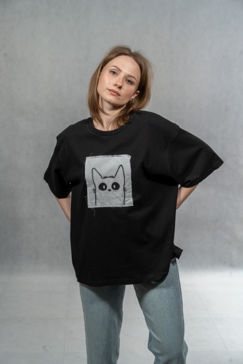 T-shirt Casual Kitty Patch Tee - Czarny