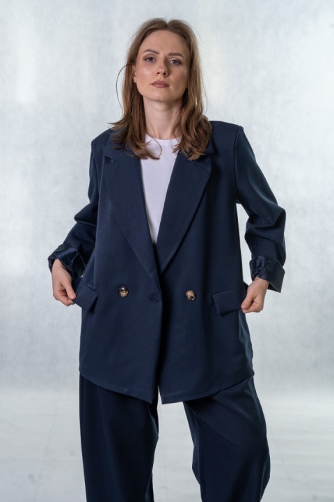 Elegancka Marynarka Dwurzędowa – Granatowa