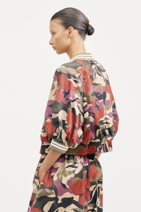 Kurtka bomber Lumina - kwiatowy print - czerwono-różowy