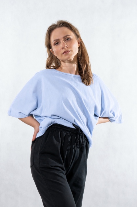 Bluzka damska z efektownym wycięciem na plecach Gioya & Co. - Celeste
