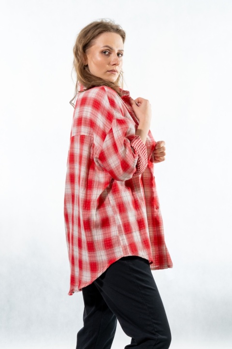 Koszula oversize w kratę czerwono-beżową – 100% bawełna