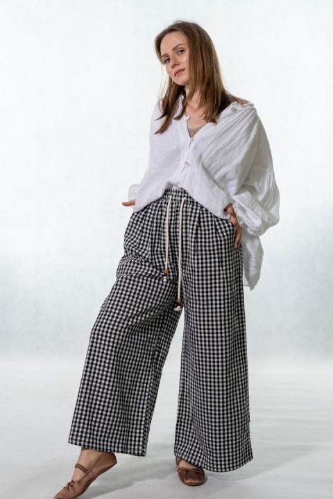 Spodnie w kratkę z bawełną i lnem - U.M Fashion