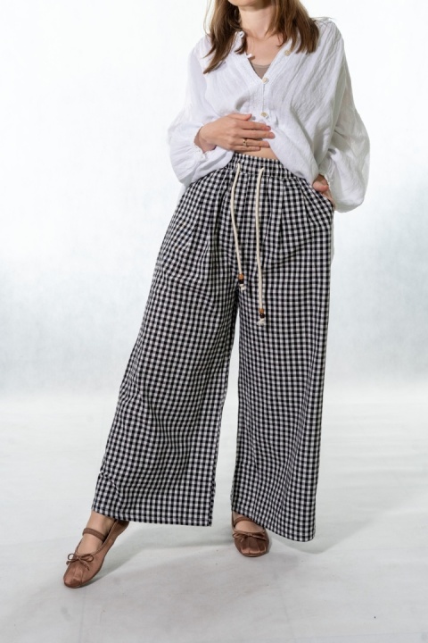Spodnie w kratkę z bawełną i lnem - U.M Fashion