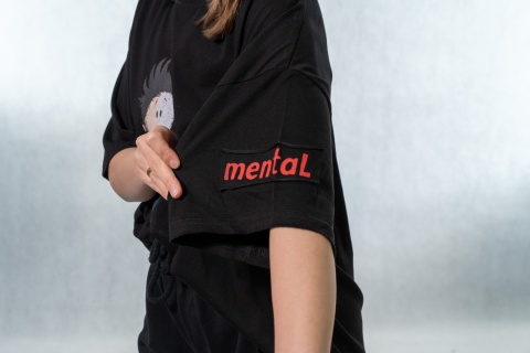 T-shirt oversize „Mental" - Czarny