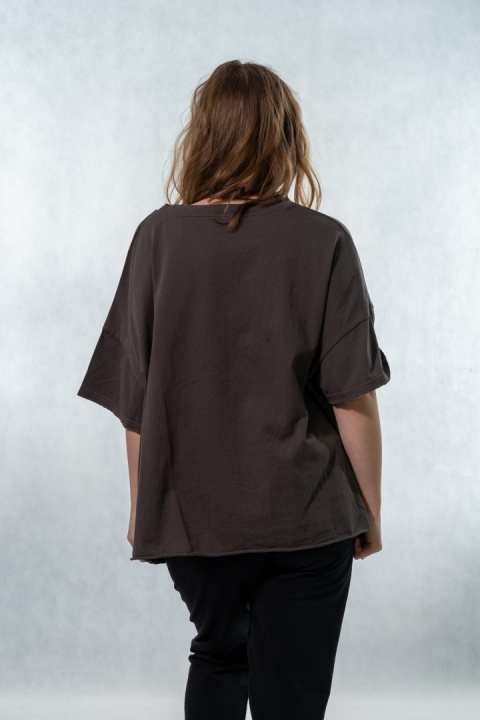 T-shirt oversize z kontrastową kieszenią – Grafitowy