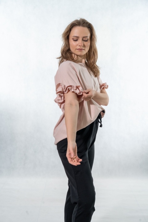 T-shirt z falbankami Volant WIYA - Cipria