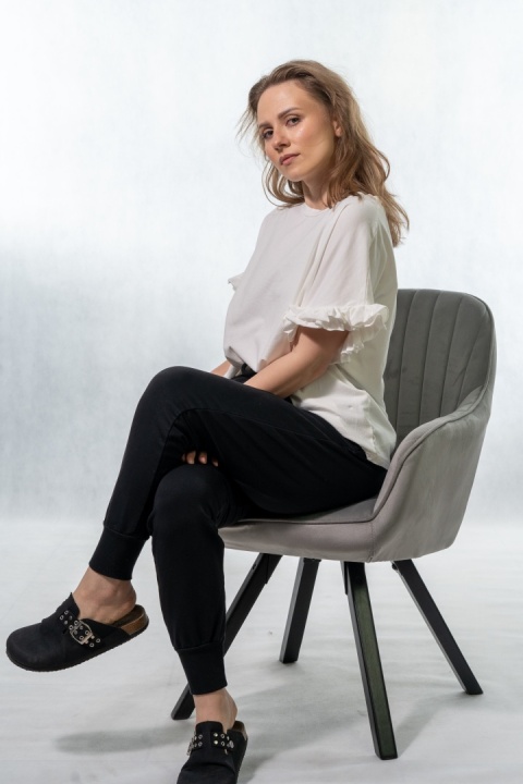 T-shirt z falbankami Volant WIYA - Panna
