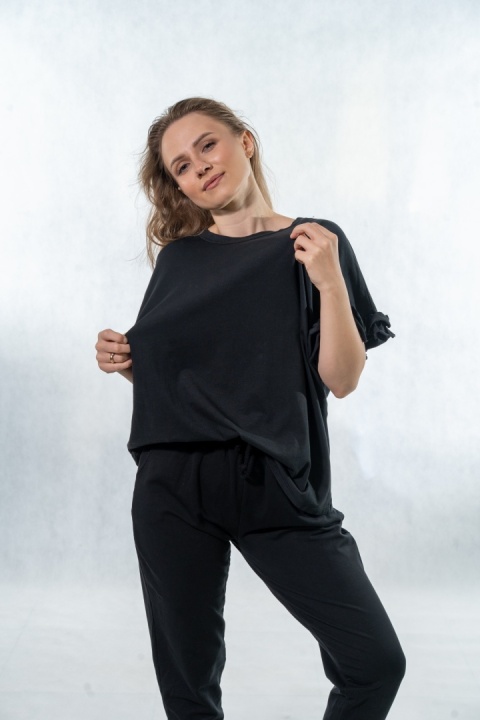 T-shirt z falbankami Volant WIYA - Nero