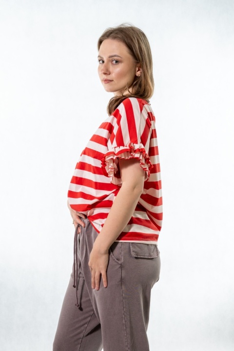 Bluzka damska Wiya w paski z falbanką przy rękawach - Rosso