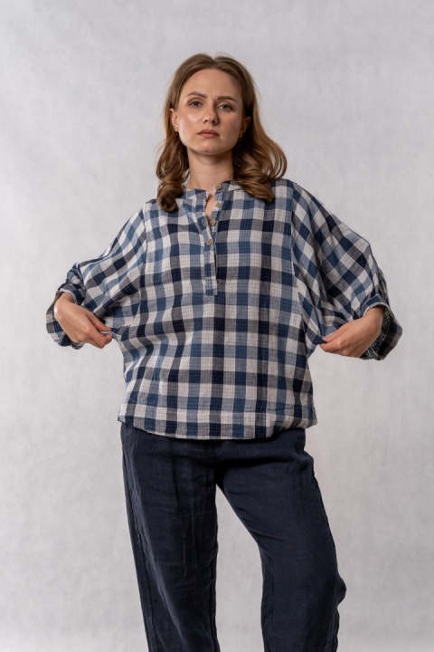 Bluzka oversize w kratę 100% bawełna – granatowo-niebieska
