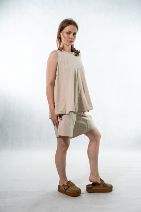 Komplet damski Gioya & Co. – top + spodenki bawełniane - Gesso