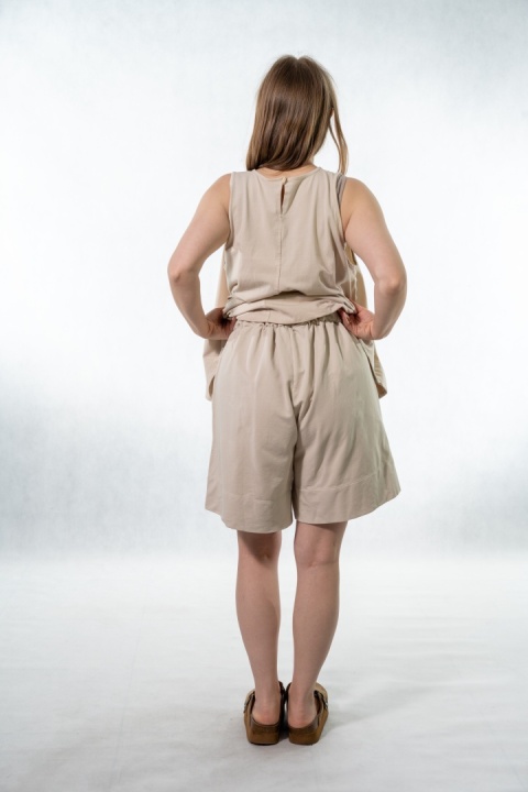 Komplet damski Gioya & Co. – top + spodenki bawełniane - Gesso